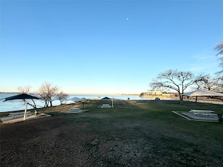 1705 Chris Craft Dr Unit 7, Grapevine, TX 76051