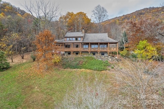 317 Kelly Springs Rd, Waynesville, NC 28786