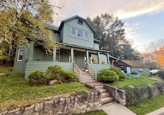 181 Lake St, Saranac Lake, NY 12983