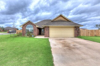 102 Thurman Dr, Walters, OK 73572