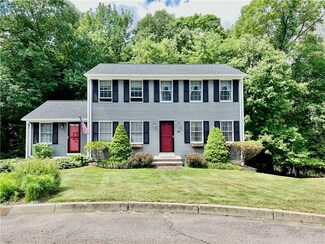 100 Kimberly Ln, West Warwick, RI 02893