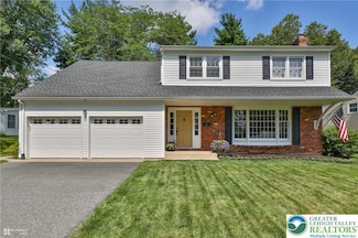 313 Iroquois St, Emmaus, PA 18049