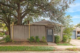 1901 Dunlavy St, Houston, TX 77006