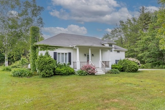 232 Spurwink Ave, Cape Elizabeth, ME 04107