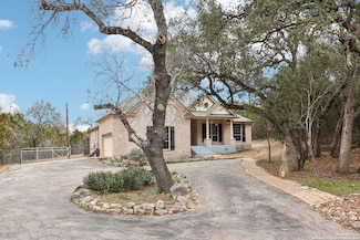 605 County Road 2763, Mico, TX 78056