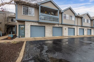 2402 Windward Blvd Unit 103, Champaign, IL 61821