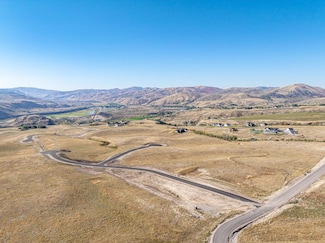 TBD Lot 10 Blk 1 Honeylilly Trail, Inkom, ID 83245