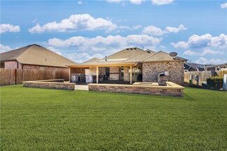 4174 E Black Canyon St, Fayetteville, AR 72701