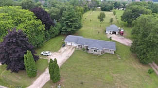 203 E Waushara St, Berlin, WI 54923