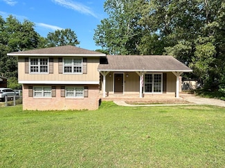 6838 Fawndale Dr, Columbus, GA 31904