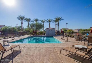 842 E Beverly Rd, Phoenix, AZ 85023