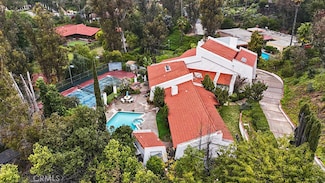 9752 Rangeview Dr, Santa Ana, CA 92705