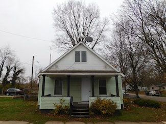 704 Wayne St, Niles, MI 49120