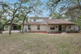 148 Oak Ridge Dr, Cedar Creek, TX 78612