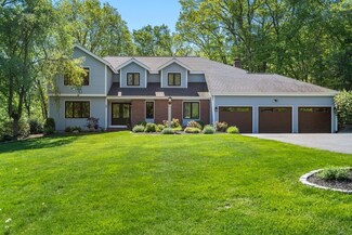 40 Bald Hill Rd, Holliston, MA 01746