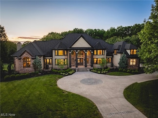 7237 Brycewood Cir NW, North Canton, OH 44720