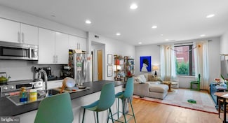 1800 2 S 16th St Unit B, Philadelphia, PA 19145
