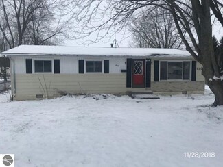 610 S Main St, Ithaca, MI 48847