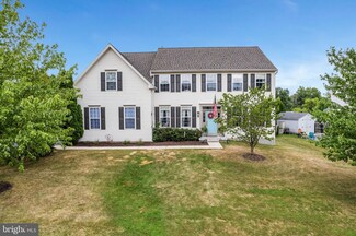 58 Ashley Dr, Schwenksville, PA 19473