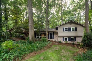 206 Beth Dr, Hendersonville, NC 28791