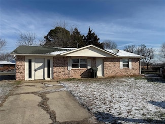 550 Thomas Yahola Cir, Wetumka, OK 74883