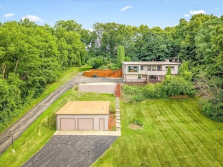4349 E Il Route 72, Byron, IL 61010