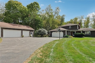 16737 Claridon Troy Rd, Burton, OH 44021