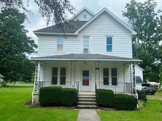 7 Race St, Sugar Grove, PA 16350