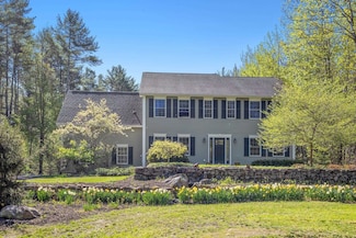 17 Federal Corner Rd, Center Tuftonboro, NH 03816