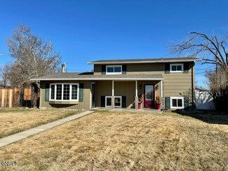 804 13th St W, Williston, ND 58801