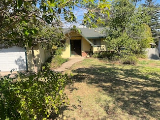 3320 Stratford Ave, Redding, CA 96001