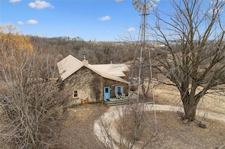 30000 Evergreen Rd, Elkader, IA 52043