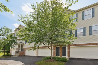 1911 Indian Hill Ln Unit 4043, Aurora, IL 60503