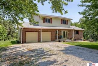 3001 Trudy Ann Dr, Raymond, NE 68428