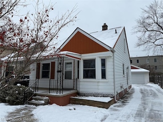 816 E 3rd St, Royal Oak, MI 48067