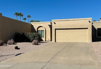 2424 E Desert Cactus St, Phoenix, AZ 85032