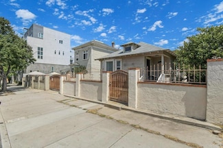 1728 National Ave, San Diego, CA 92113