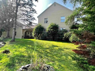 6 Upland Dr, Rutland, VT 05701
