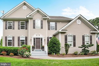 9105 Megatha Ln, Owings, MD 20736