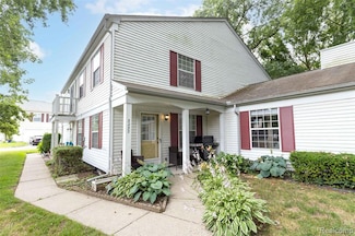 3233 Northfield Ct Unit 81C, Lake Orion, MI 48360