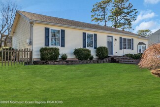 119 Sloop Rd, Manahawkin, NJ 08050