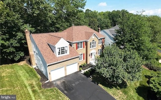 13123 Willow Edge Ct, Clifton, VA 20124