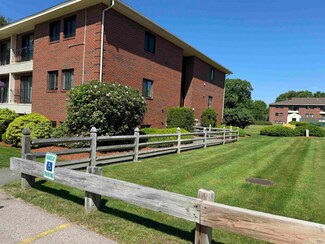 516 Abbott Farm Ln, Hudson, NH 03051