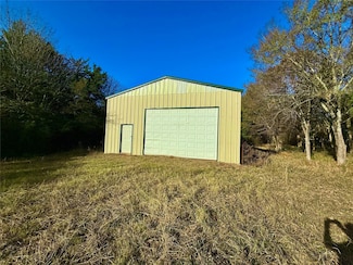 264 County Road 1452, Bonham, TX 75418