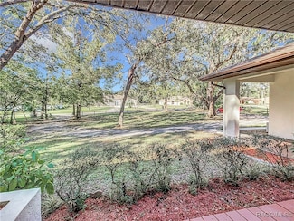 535 N Pompeo Ave, Crystal River, FL 34429
