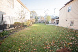 2921 W 38th Place, Chicago, IL 60632