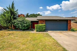 4204 Buckeye St, Fort Worth, TX 76137