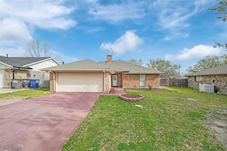 3917 Lillie St, Sachse, TX 75048