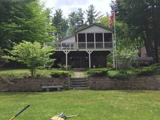 18 Bradford Cir, Center Barnstead, NH 03225