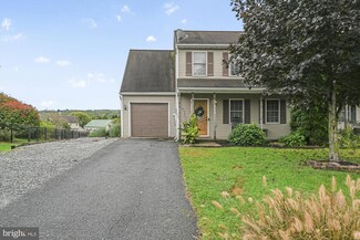 42 Vickilee Dr, Wrightsville, PA 17368